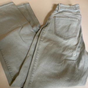 HOLLISTER LIGHT WASH ULTRA HIGH RISE DAD JEANS